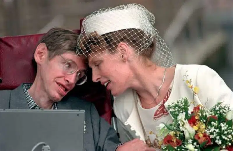 Elaine Mason qui est l'ex femme de Stephen Hawking