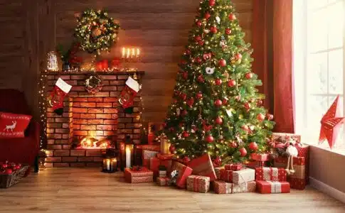 Idées originales pour décorer votre sapin de Noël : inspirez-vous de ces DIY !