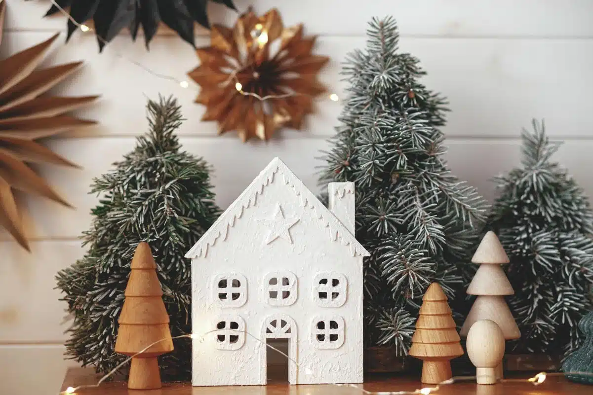 Idées originales pour décorer votre sapin de Noël : inspirez-vous de ces DIY !