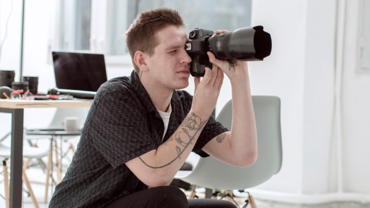 Les compétences clés pour réussir sa formation de praticien photographe