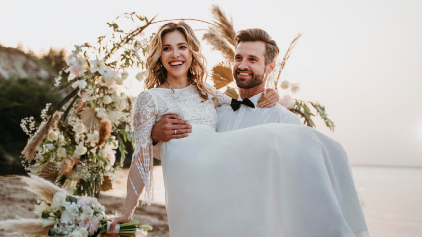 Mariage champêtre : le nœud papillon, accessoire qui fait toute la différence