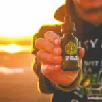 Pourquoi un classement des meilleurs e-liquides pourrait m'aider en tant que vapoteur ?