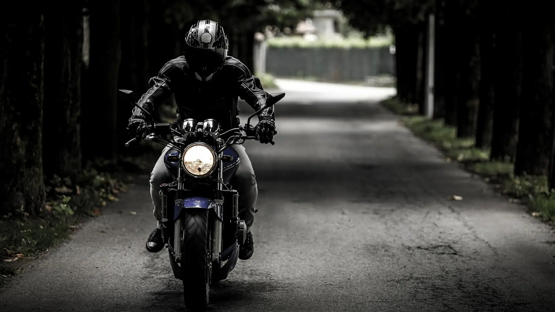 Quels sont les avantages d’un casque de moto adapté ?