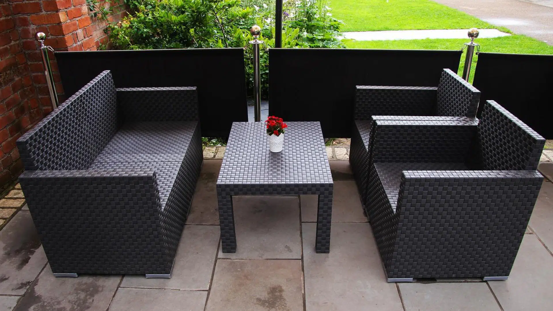 Quels sont les avantages que propose un salon de jardin dans une entreprise ?