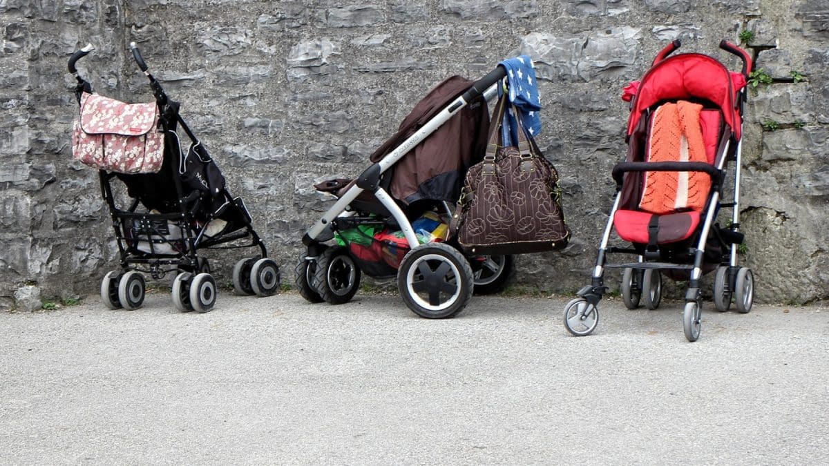 Qu'est-ce qu'une poussette nomade ?